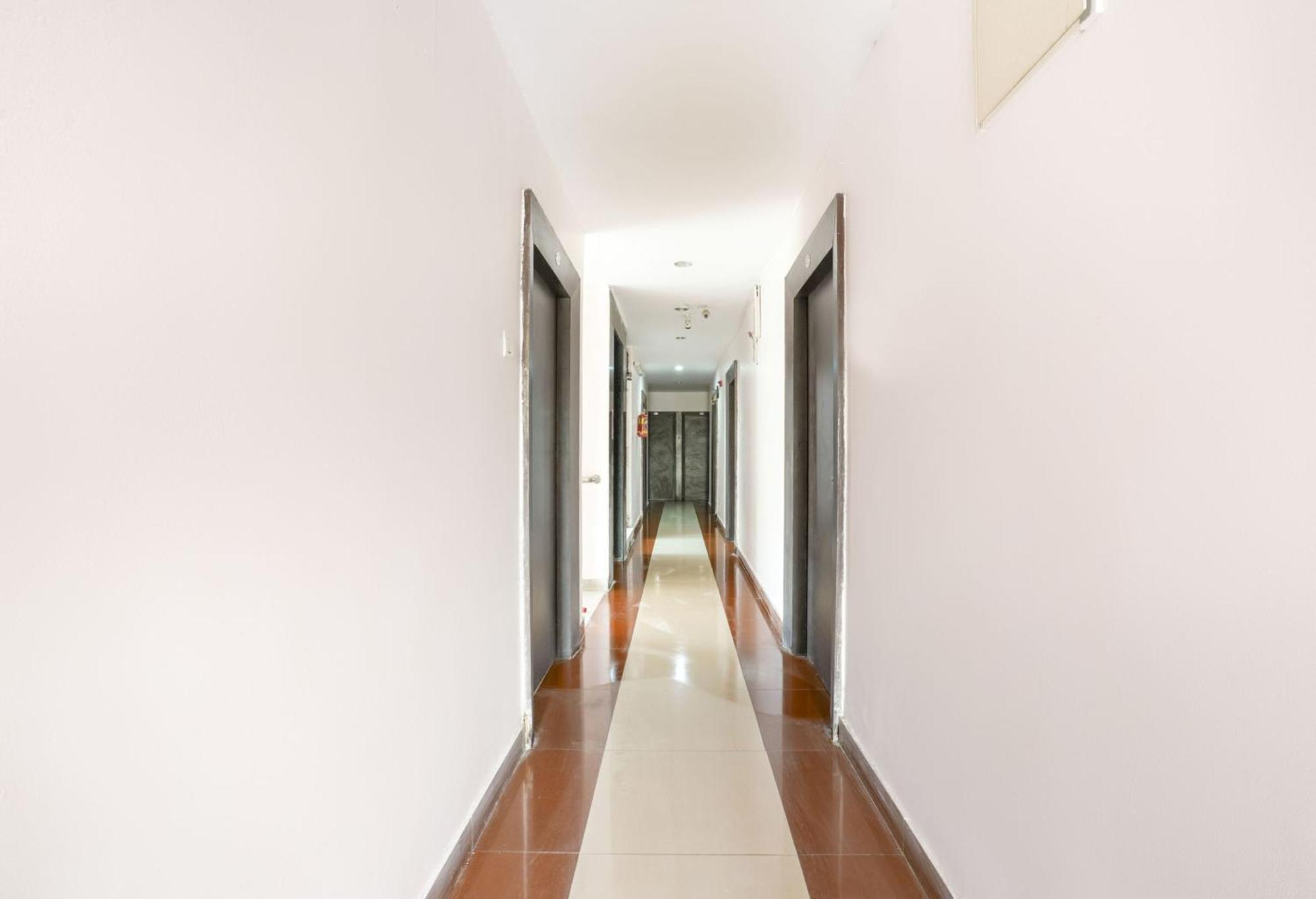 Spot On Sunshine Inn Haydarabad Dış mekan fotoğraf